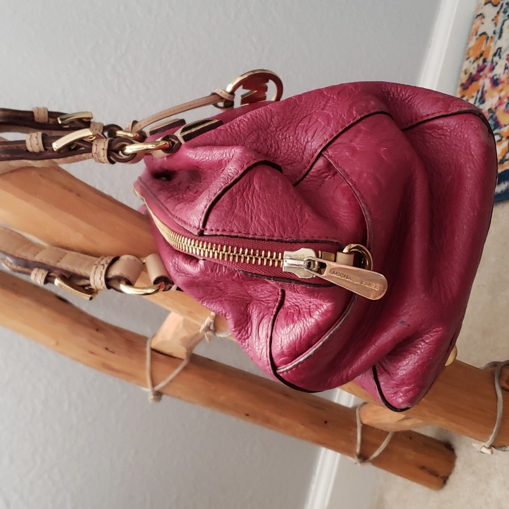 Michael Kors Grayson in Peony - Picture 3 of 16